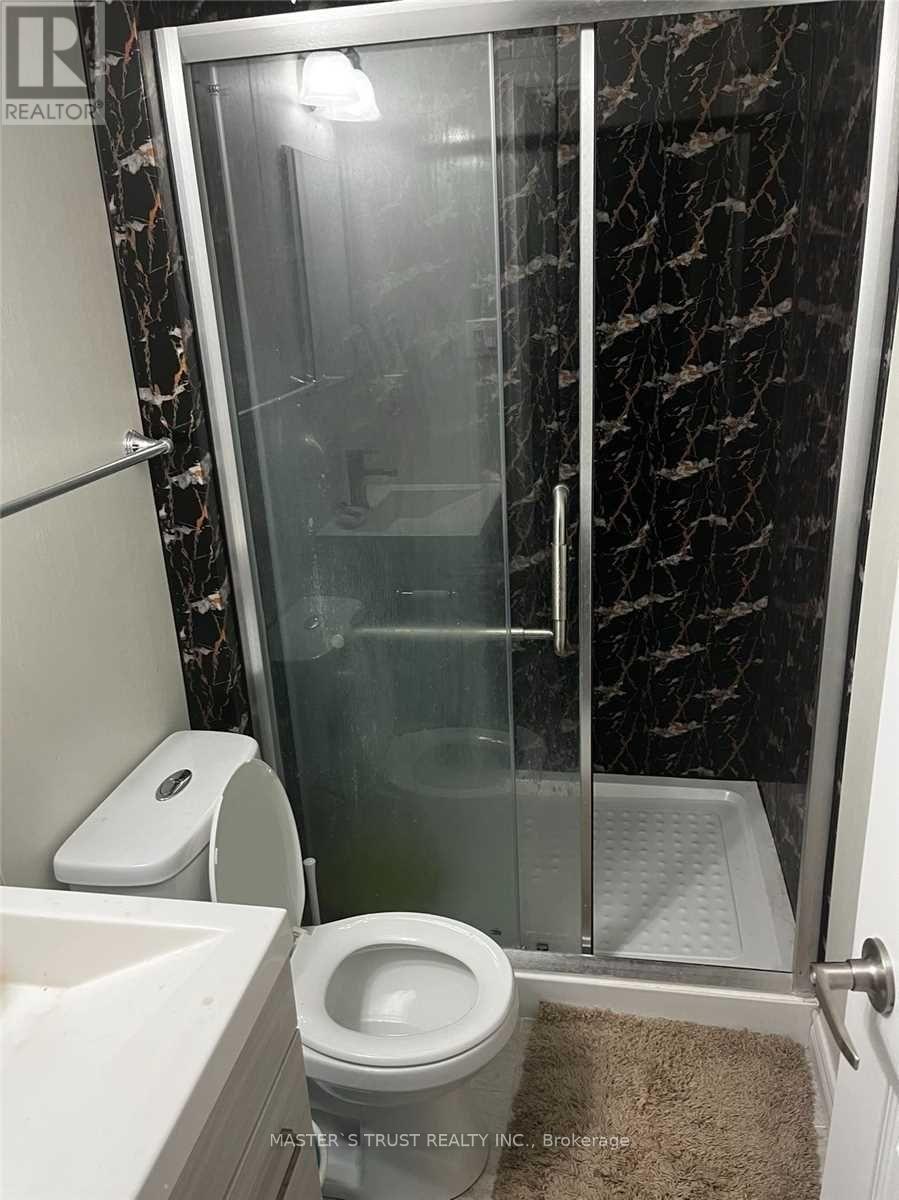 Main - 1 Winlock Park, Toronto, Ontario  M2M 1Z1 - Photo 5 - C12733600