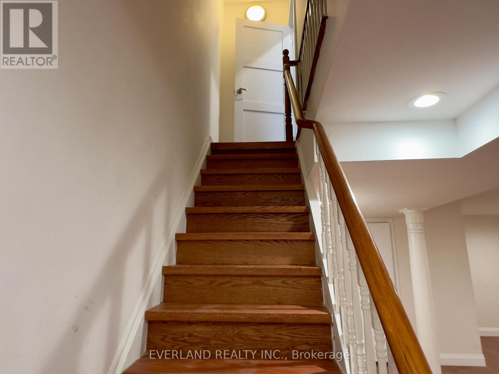 Unit 1 - 7 Shaughnessy Boulevard E, Toronto, Ontario  M2J 1H4 - Photo 2 - C12733604