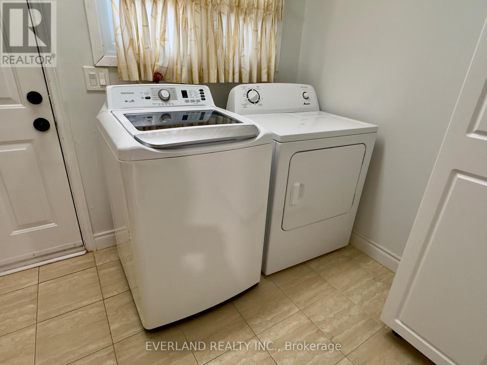 Unit 1 - 7 Shaughnessy Boulevard E, Toronto, Ontario  M2J 1H4 - Photo 7 - C12733604