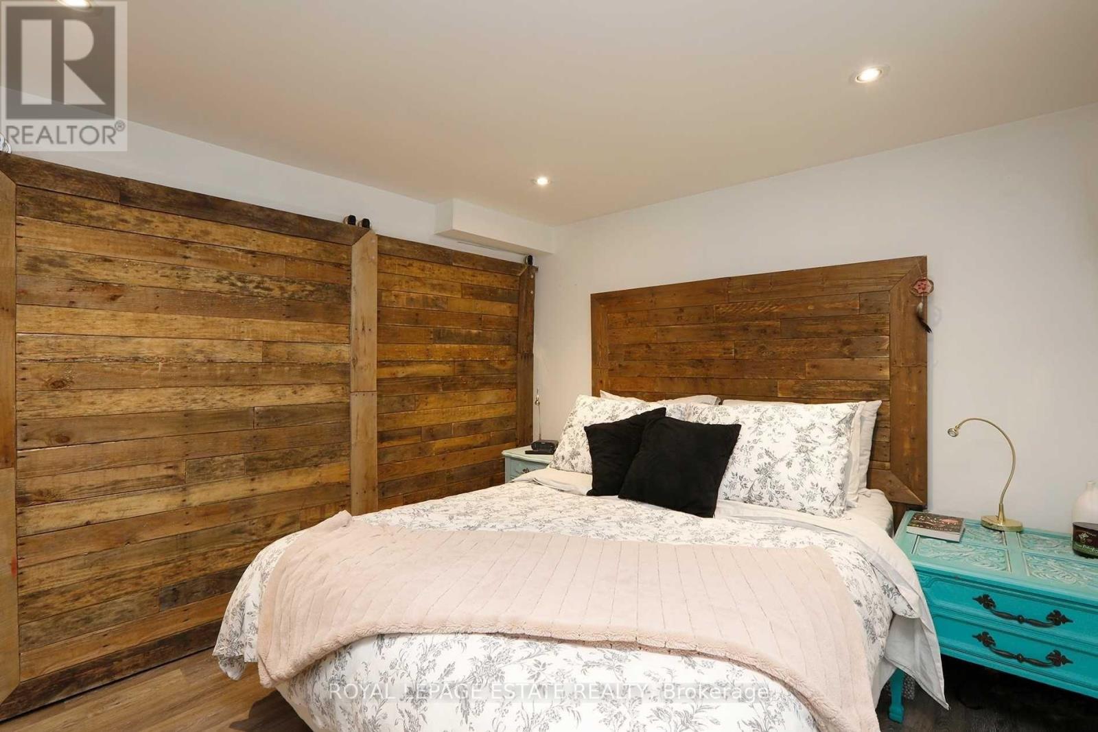 Lower - 208 Oakridge Drive, Toronto, Ontario  M1M 2B3 - Photo 15 - E12733612