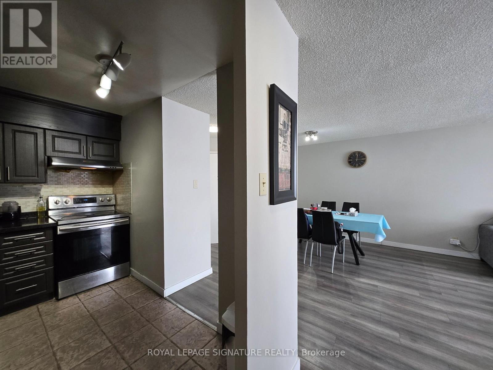 1606 - 25 Trailwood Drive, Mississauga, Ontario  L4Z 3K9 - Photo 6 - W12730290