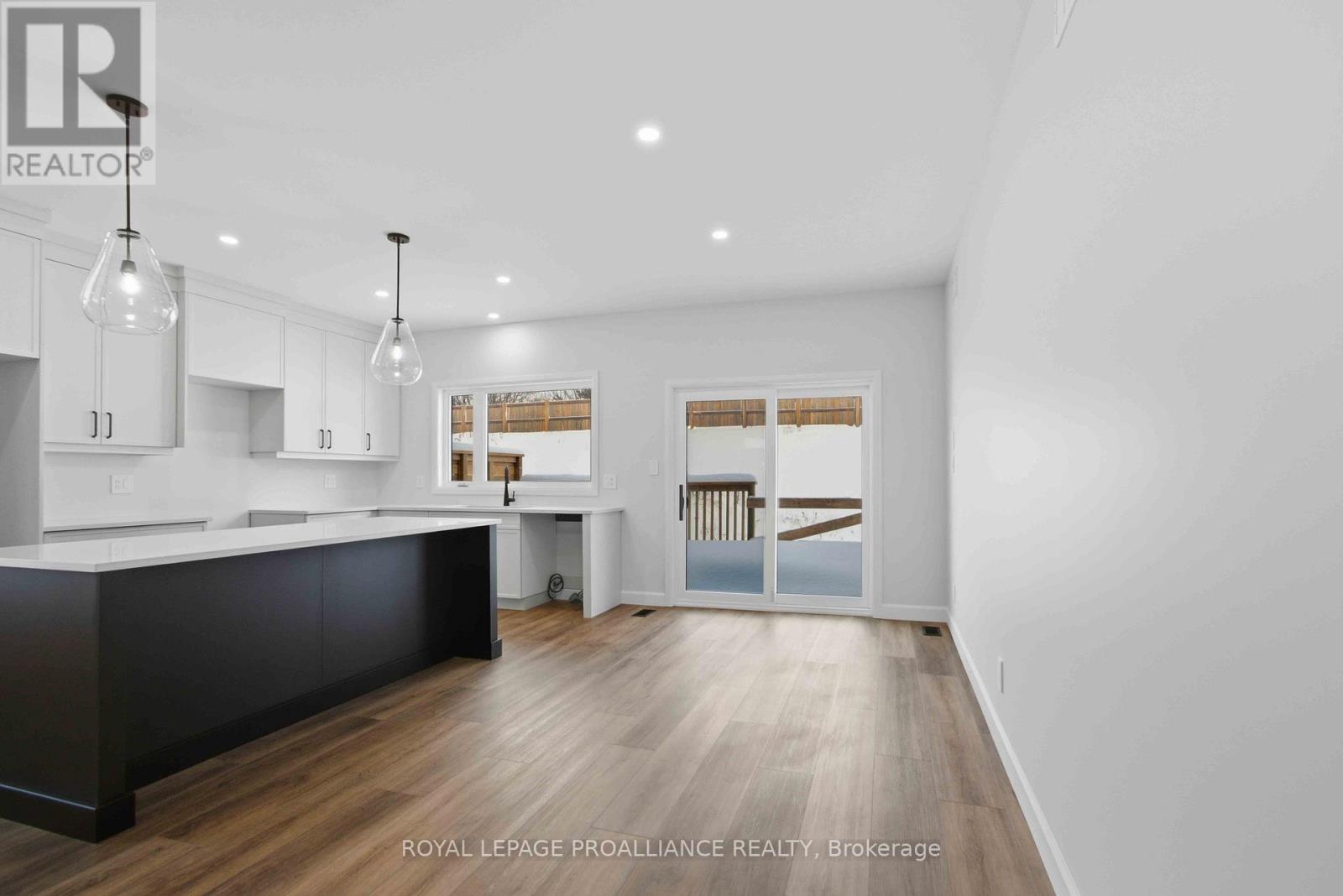 27 Schmidt Way, Quinte West, Ontario  K8V 0L5 - Photo 21 - X12732718