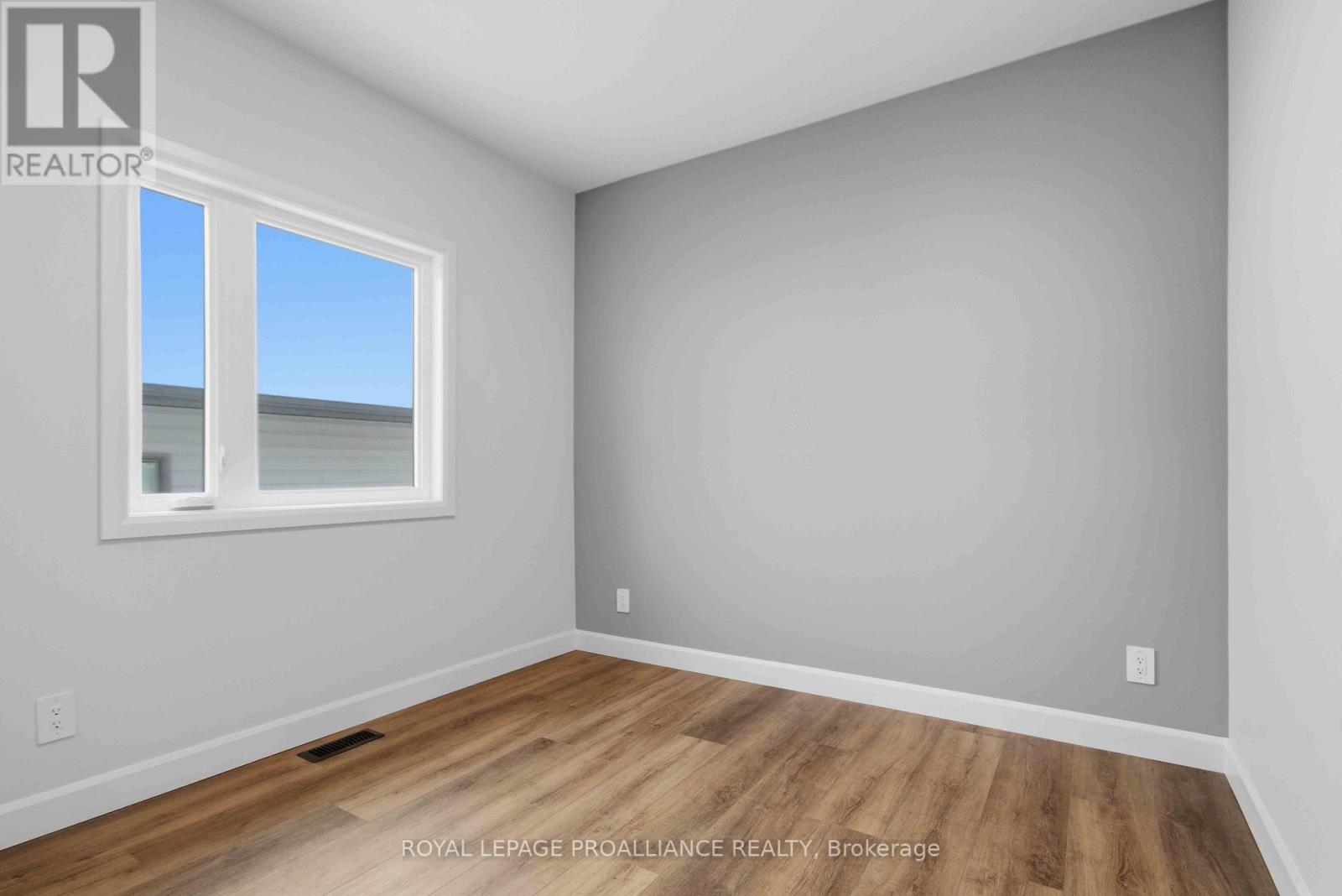 27 Schmidt Way, Quinte West, Ontario  K8V 0L5 - Photo 27 - X12732718