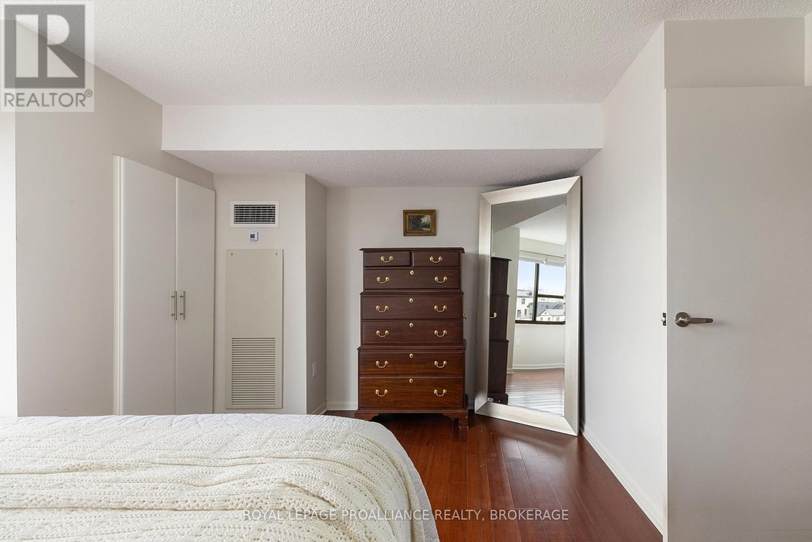 301 - 165 Ontario Street, Kingston, Ontario  K7L 2Y6 - Photo 21 - X12730356