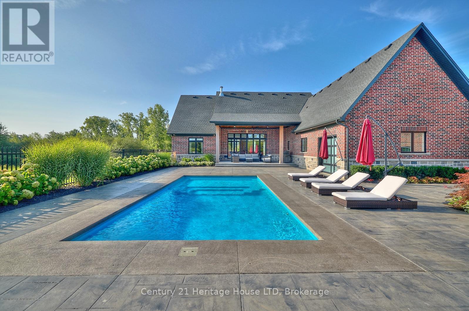 1716 Rebecca Street, Fort Erie, Ontario  L2A 5M4 - Photo 37 - X12377107