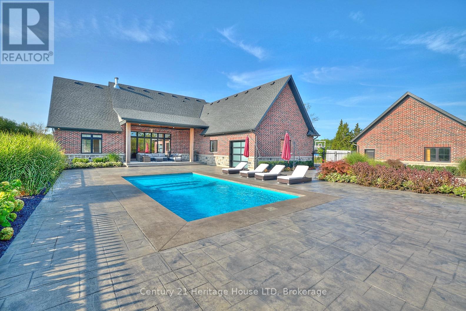 1716 Rebecca Street, Fort Erie, Ontario  L2A 5M4 - Photo 36 - X12377107