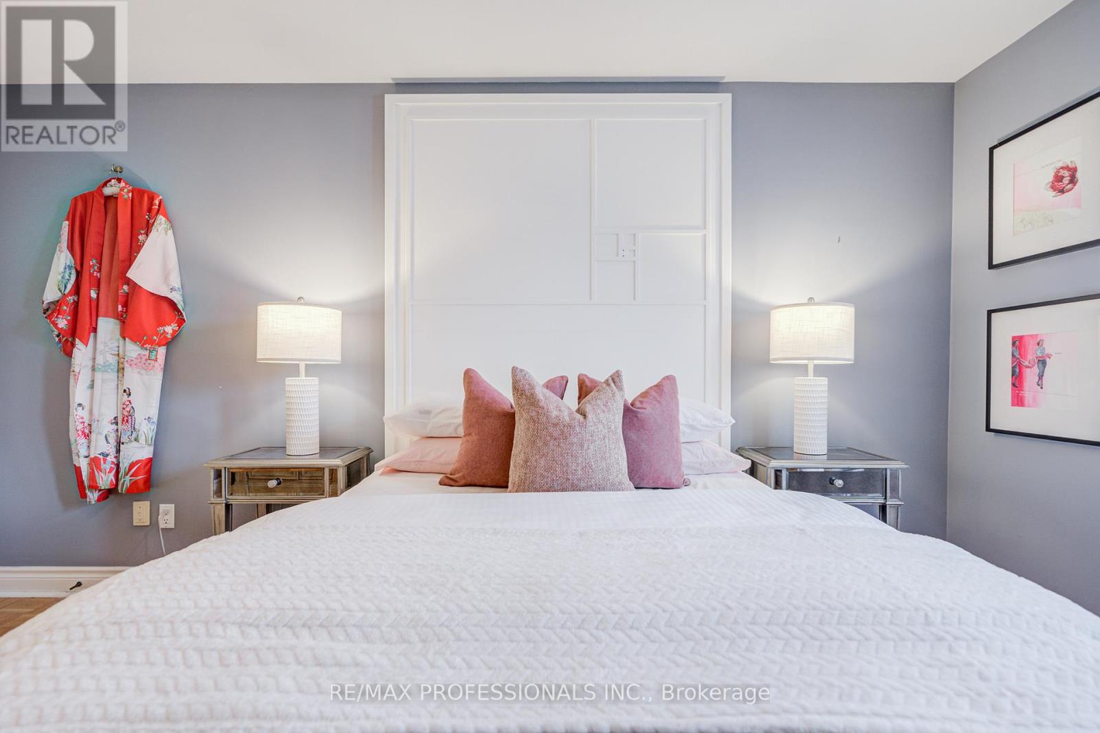 4662 Dundas Street W, Toronto, Ontario  M9A 1A6 - Photo 30 - W12733620