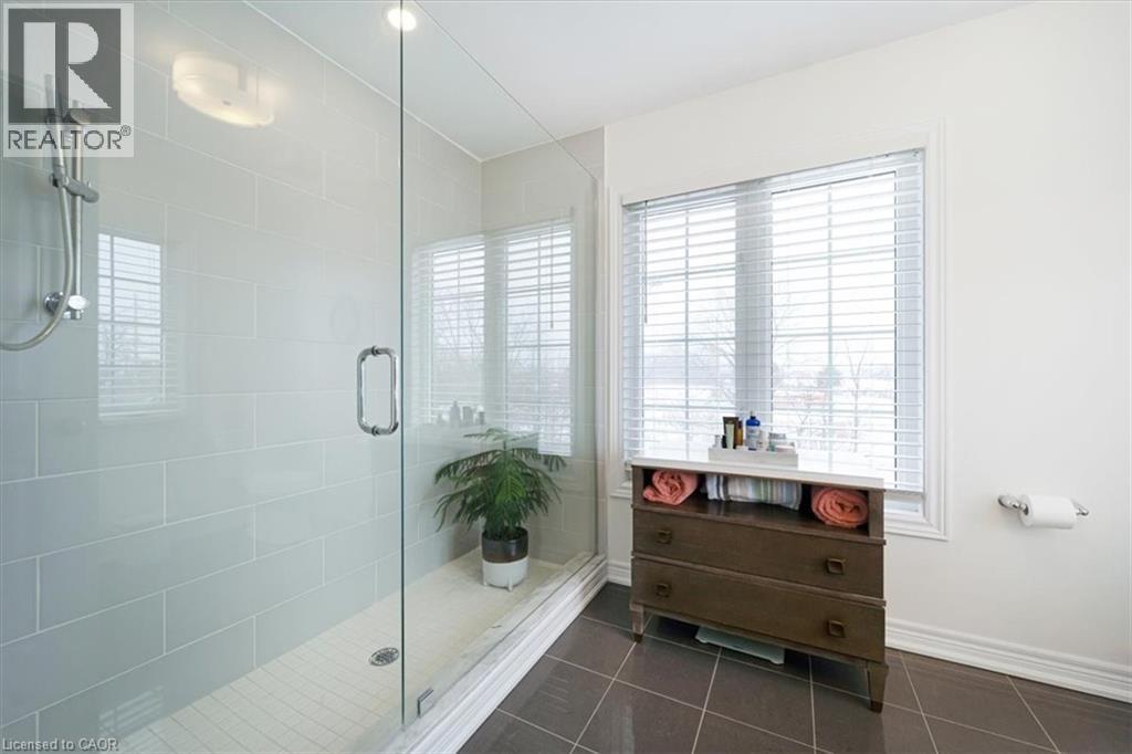 377 Glancaster Road Unit# 27, Hamilton, Ontario  L9C 0G4 - Photo 37 - 40794488