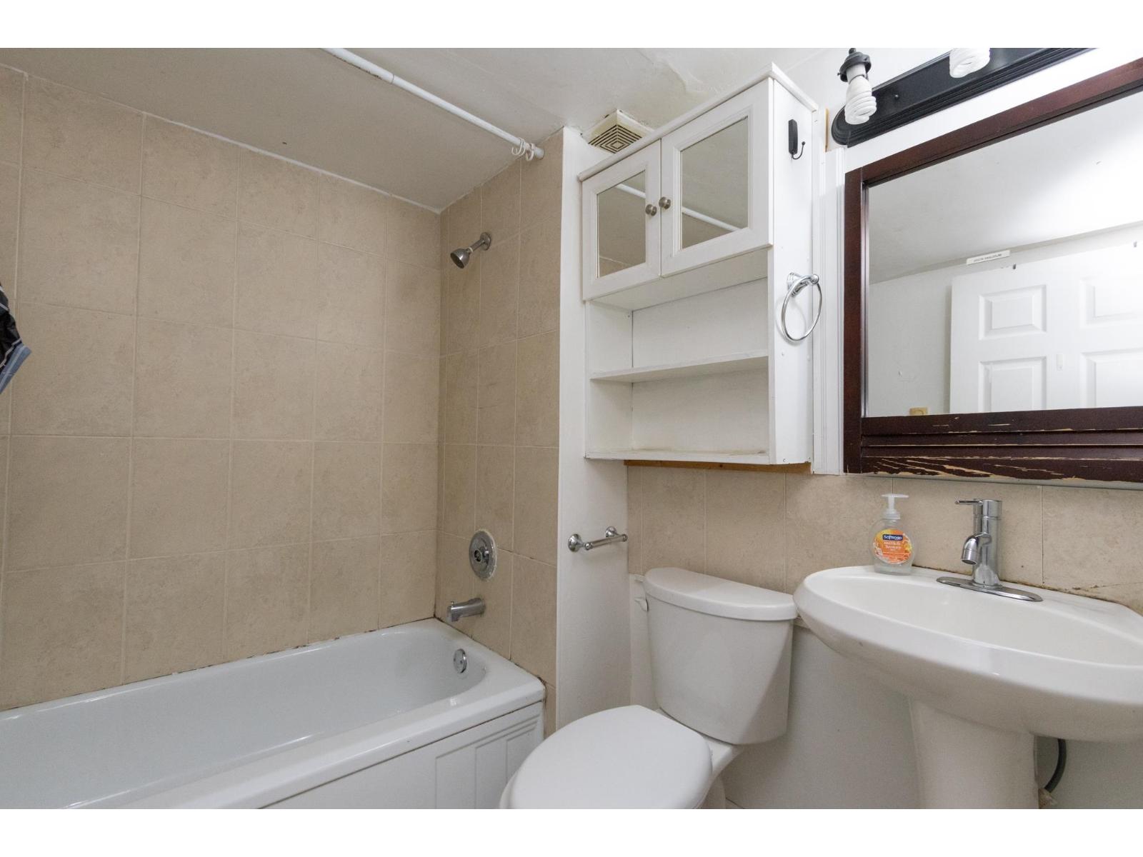 10230 128 Street, Surrey, British Columbia  V3T 2Z3 - Photo 6 - R3083821