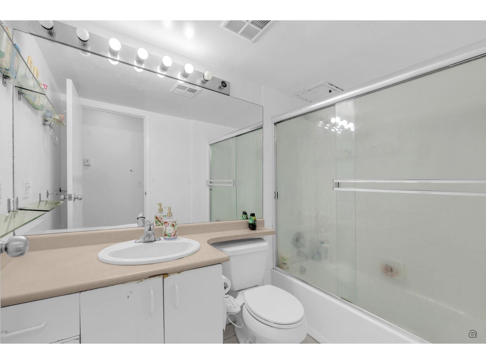 206 10533 University Drive, Surrey, British Columbia  V3T 5T7 - Photo 19 - R3083575