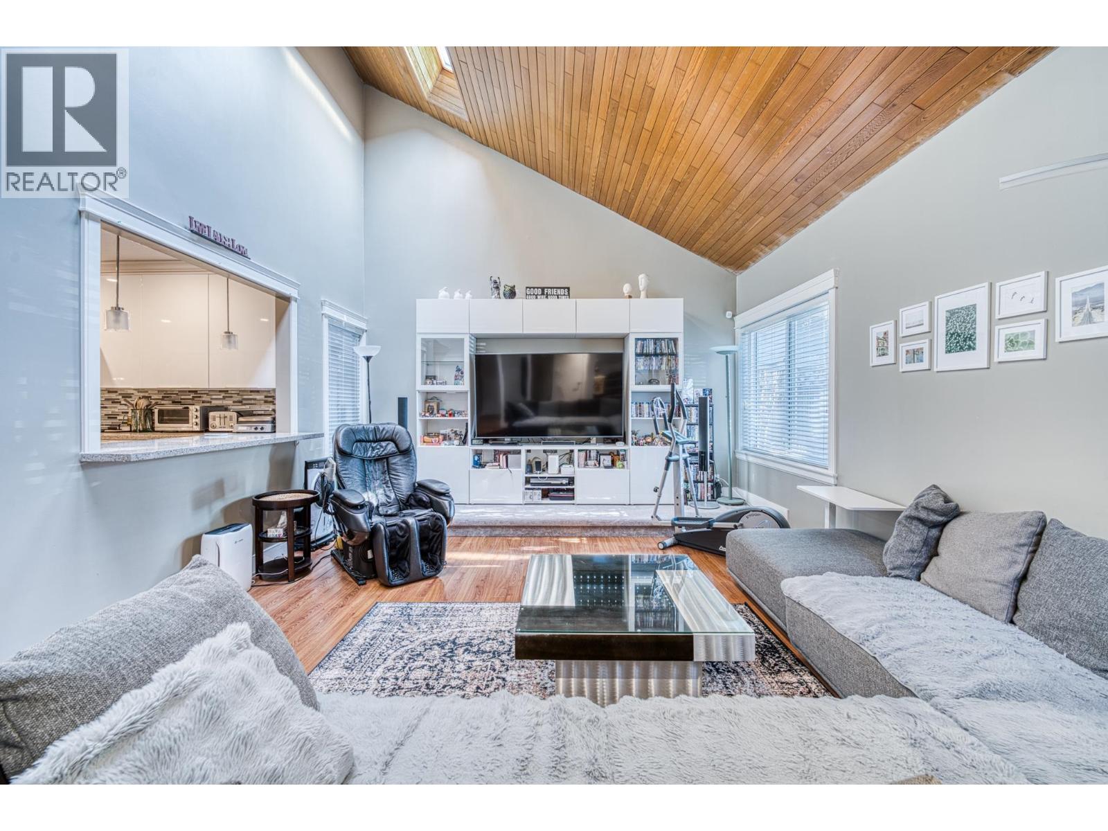 10690 Hollybank Drive, Richmond, British Columbia  V7E 4S5 - Photo 6 - R3081593