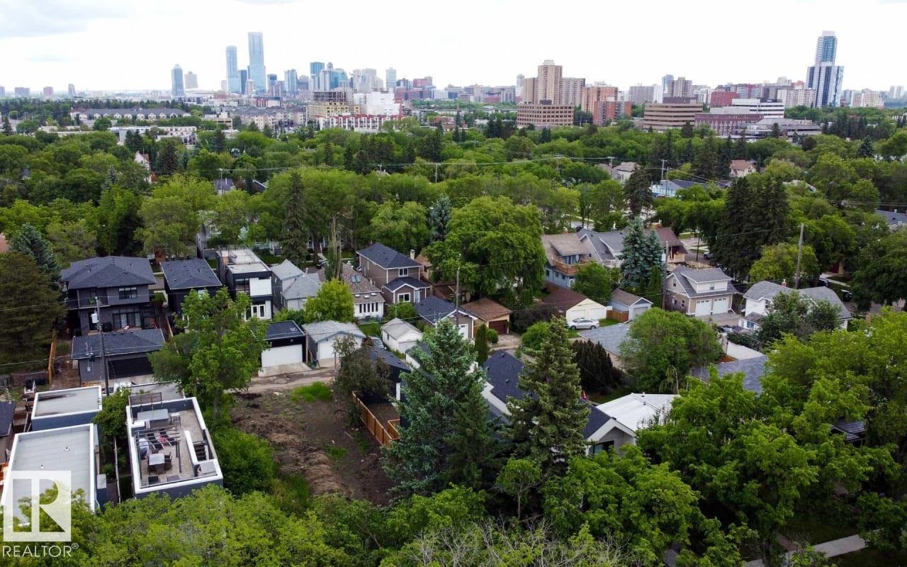 8703 142 St Nw, Edmonton, Alberta  T5R 0M3 - Photo 2 - E4471199