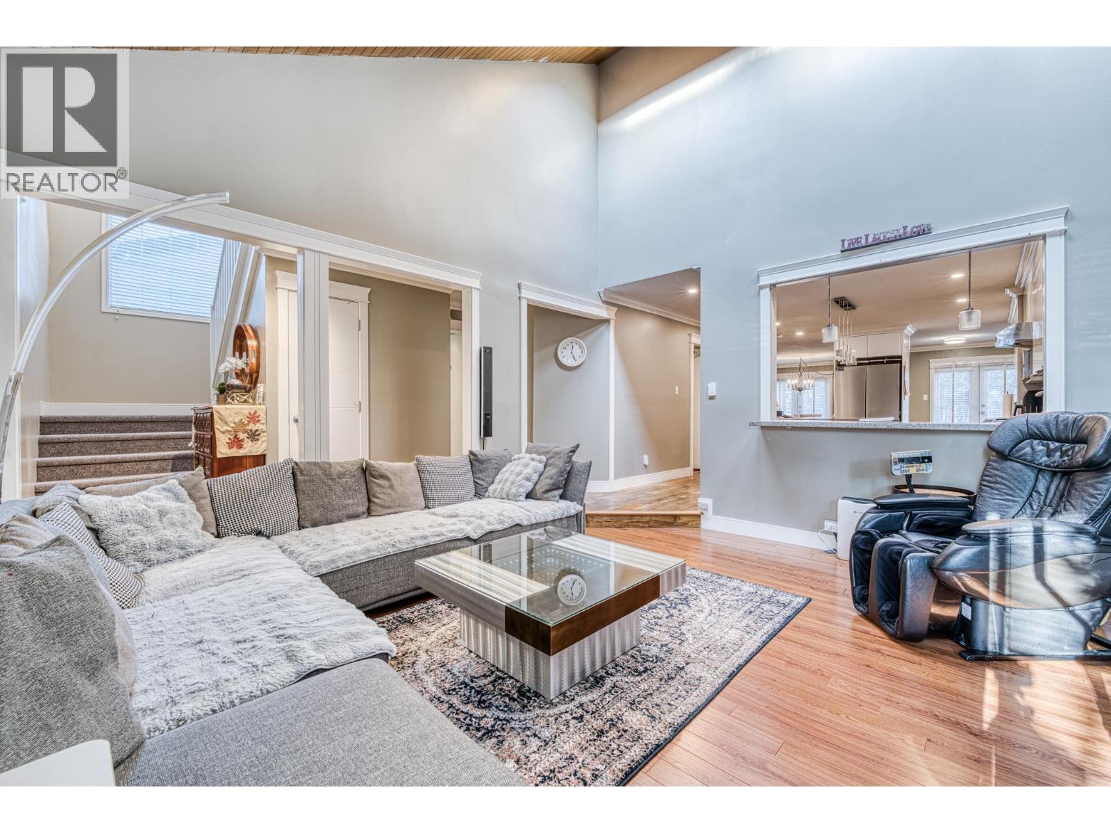 10690 Hollybank Drive, Richmond, British Columbia  V7E 4S5 - Photo 5 - R3081593