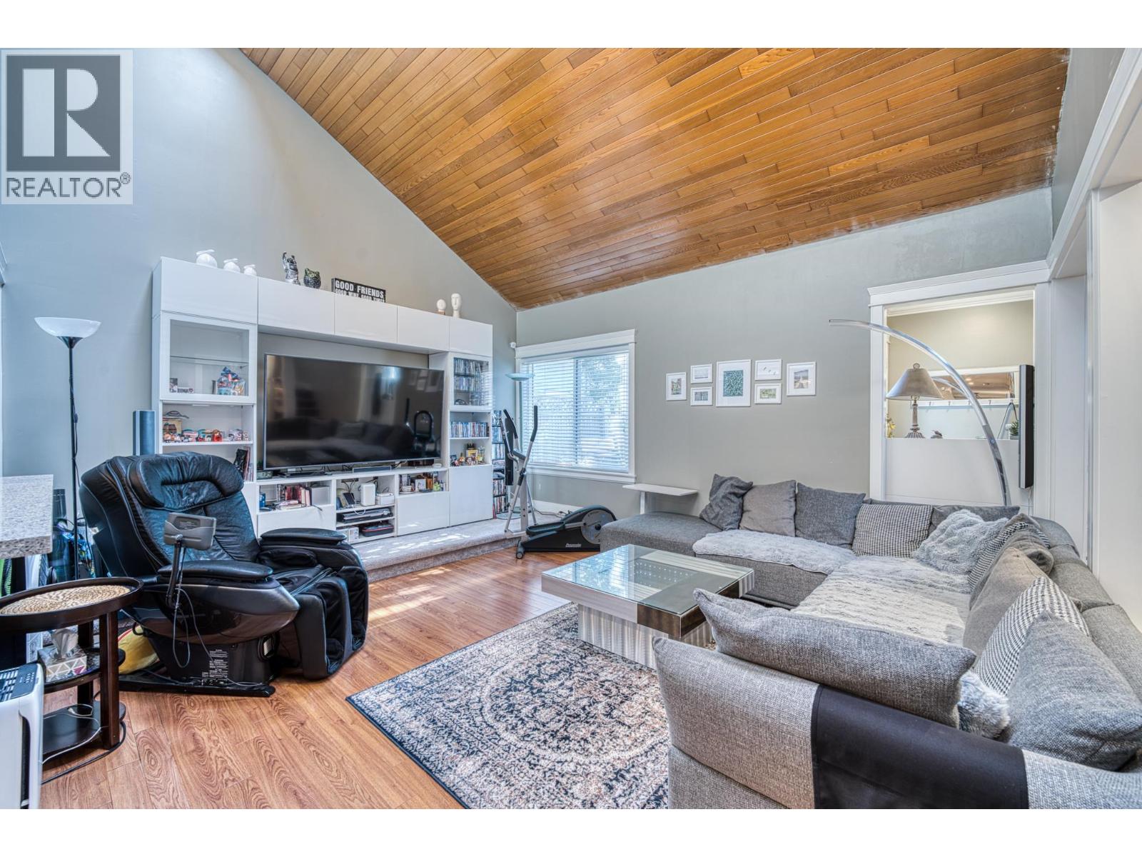 10690 Hollybank Drive, Richmond, British Columbia  V7E 4S5 - Photo 7 - R3081593