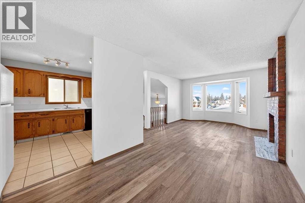 184 Falmere Way Ne, Calgary, Alberta  T3J 2Y2 - Photo 11 - A2276375