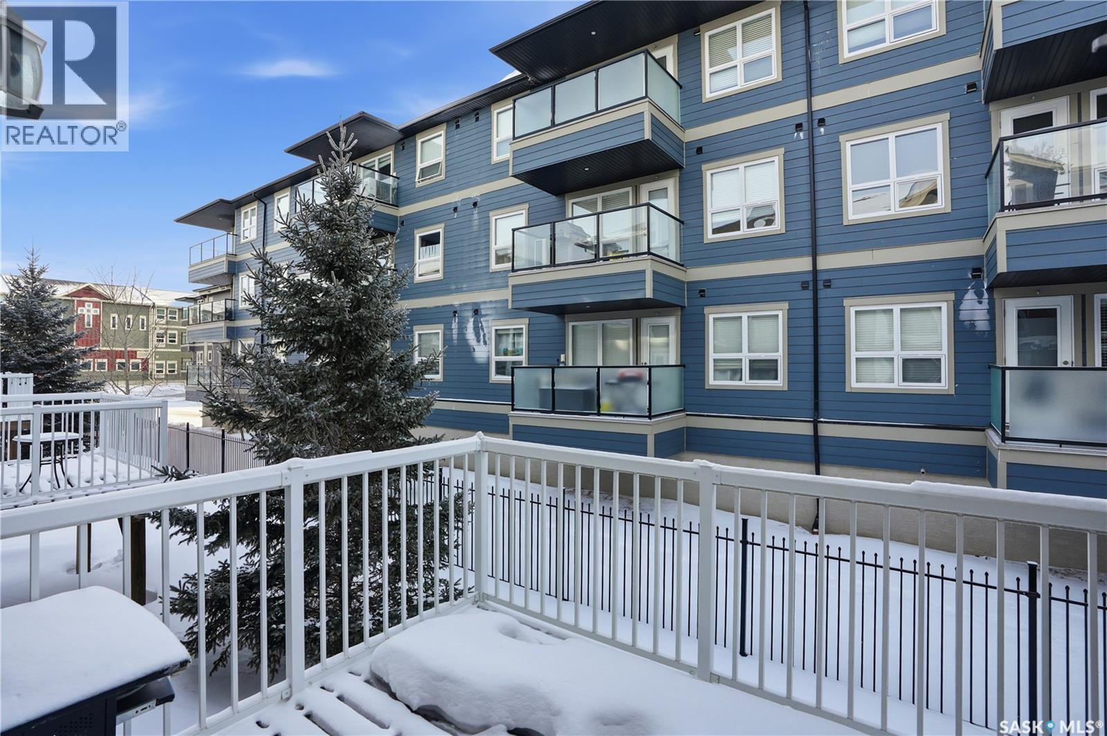 404 212 Willis Crescent, Saskatoon, Saskatchewan  S7T 0R7 - Photo 2 - SK027443