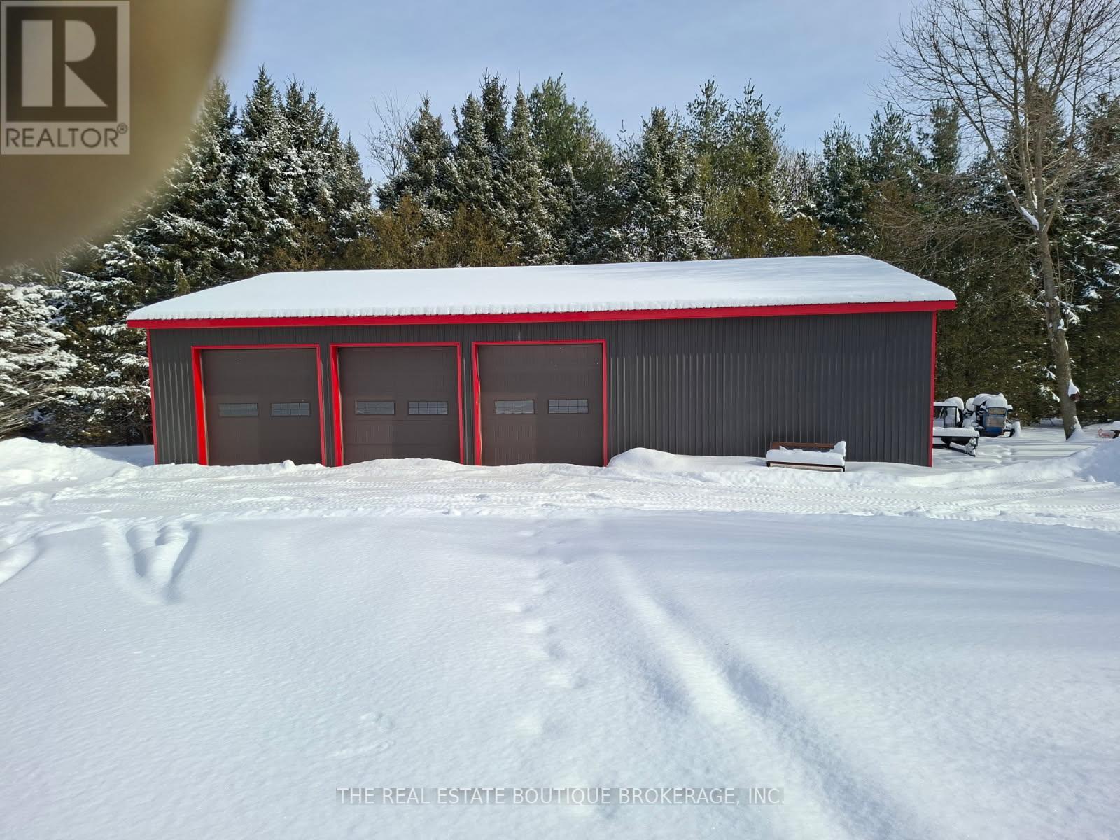 1966 Concession 2 W, Hamilton, Ontario L0R 1T0 - Photo 2 - X12444290