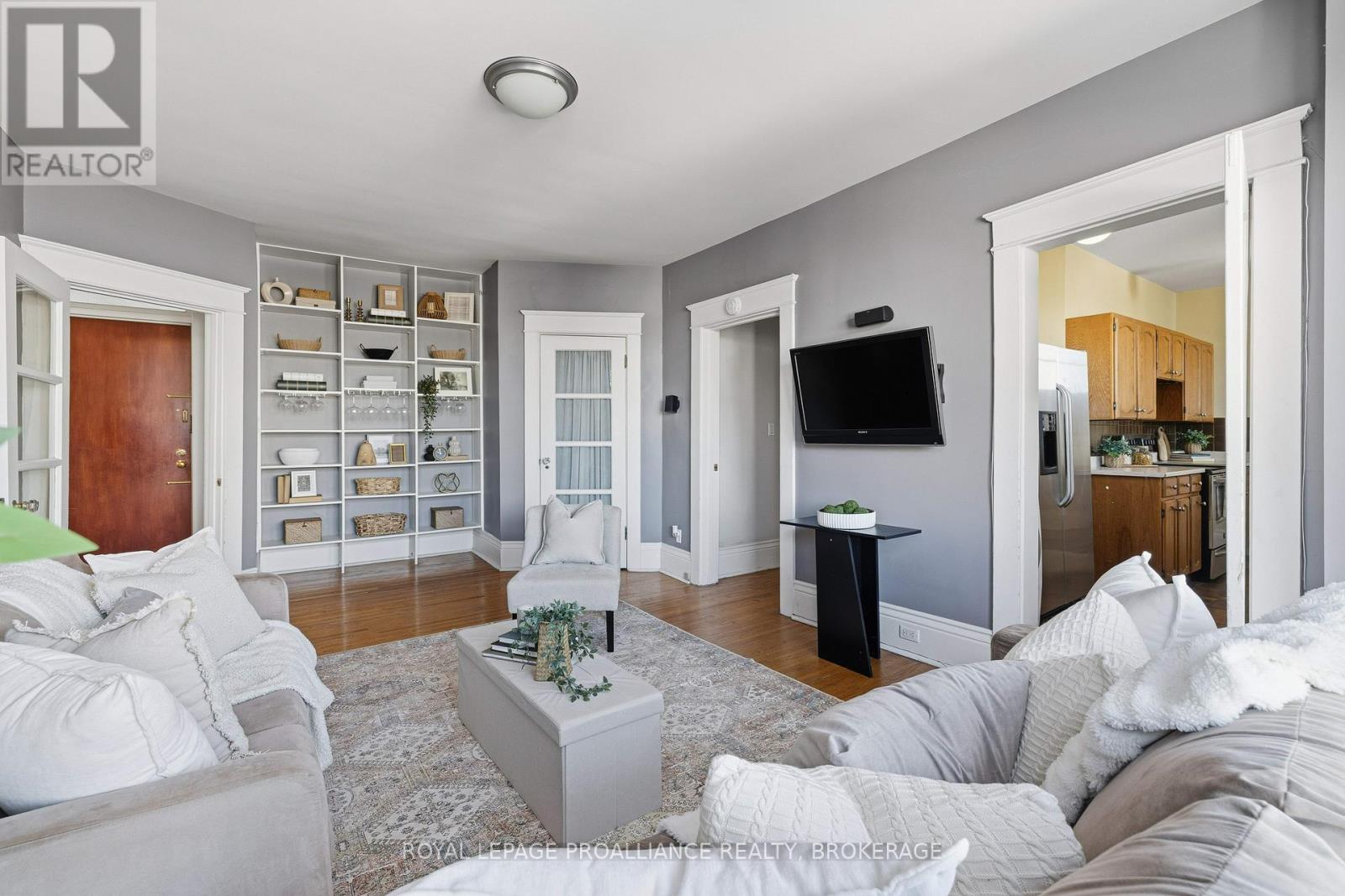 6 - 244 Barrie Street, Kingston, Ontario  K7L 3K5 - Photo 12 - X12733568