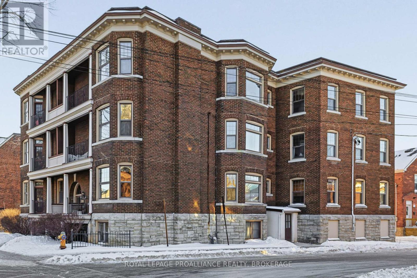 6 - 244 Barrie Street, Kingston, Ontario  K7L 3K5 - Photo 43 - X12733568