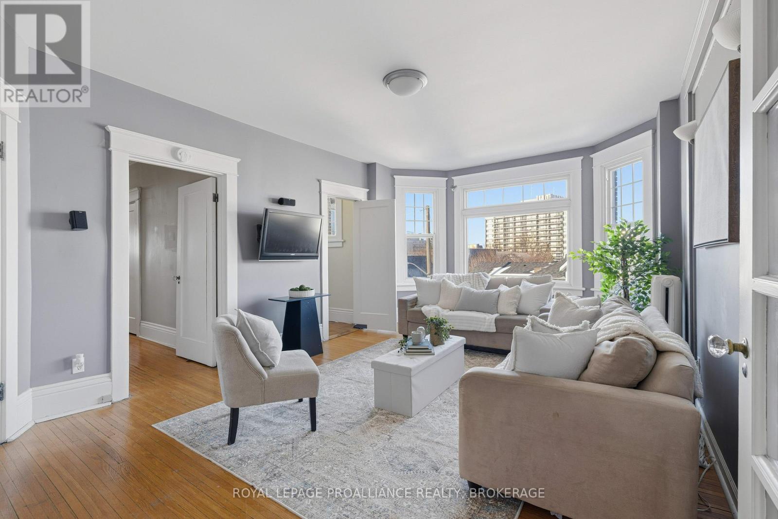 6 - 244 Barrie Street, Kingston, Ontario  K7L 3K5 - Photo 8 - X12733568