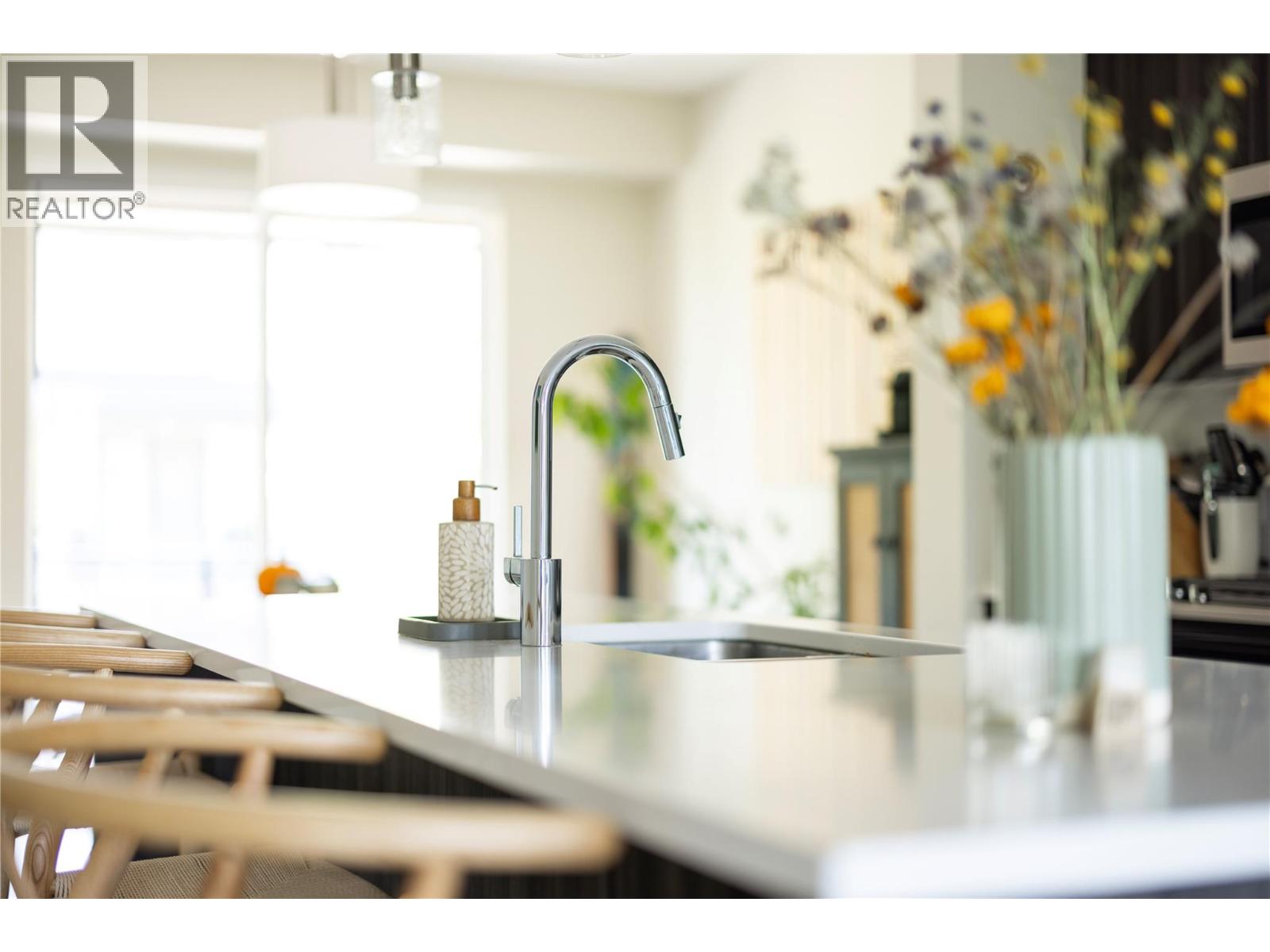 12798 Lake Hill Drive Unit# 8, Lake Country, British Columbia  V4V 2W5 - Photo 15 - 10318616