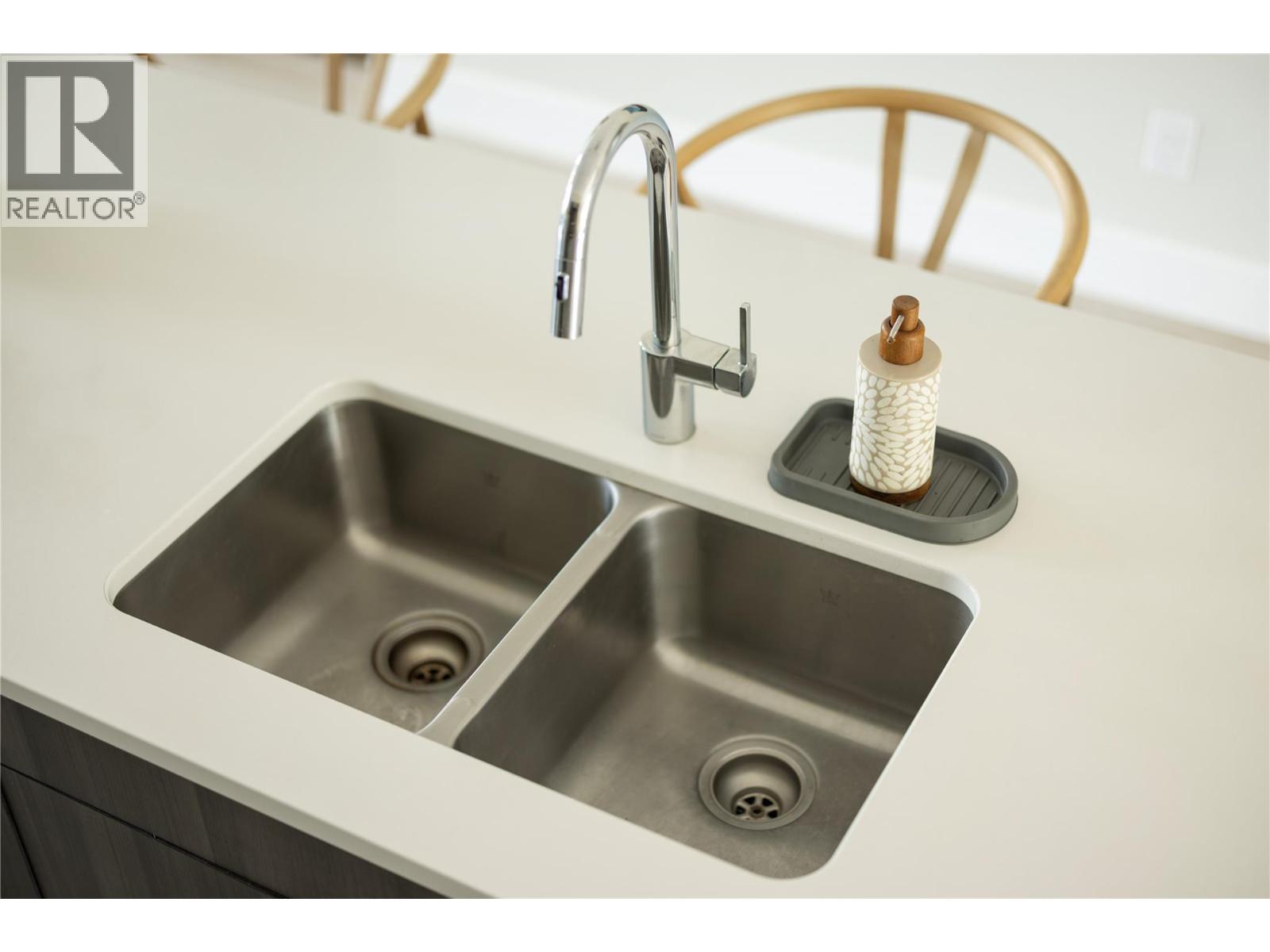 12798 Lake Hill Drive Unit# 8, Lake Country, British Columbia  V4V 2W5 - Photo 17 - 10318616