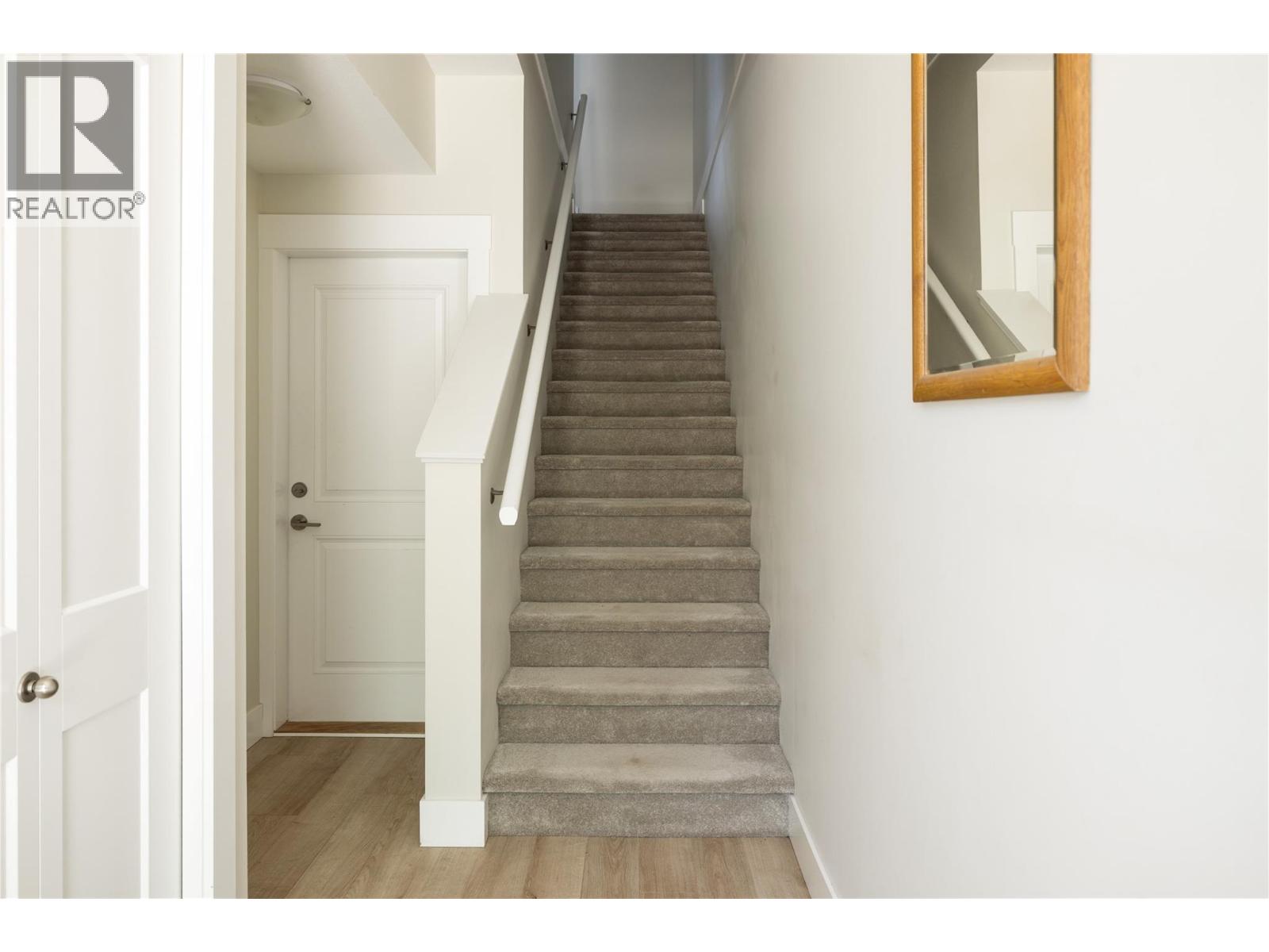 12798 Lake Hill Drive Unit# 8, Lake Country, British Columbia  V4V 2W5 - Photo 4 - 10318616