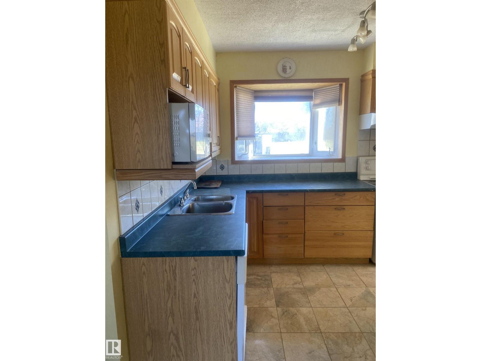 1308 Twp Road 552, Rural Lac Ste. Anne County, Alberta  T0E 1V0 - Photo 34 - E4469117