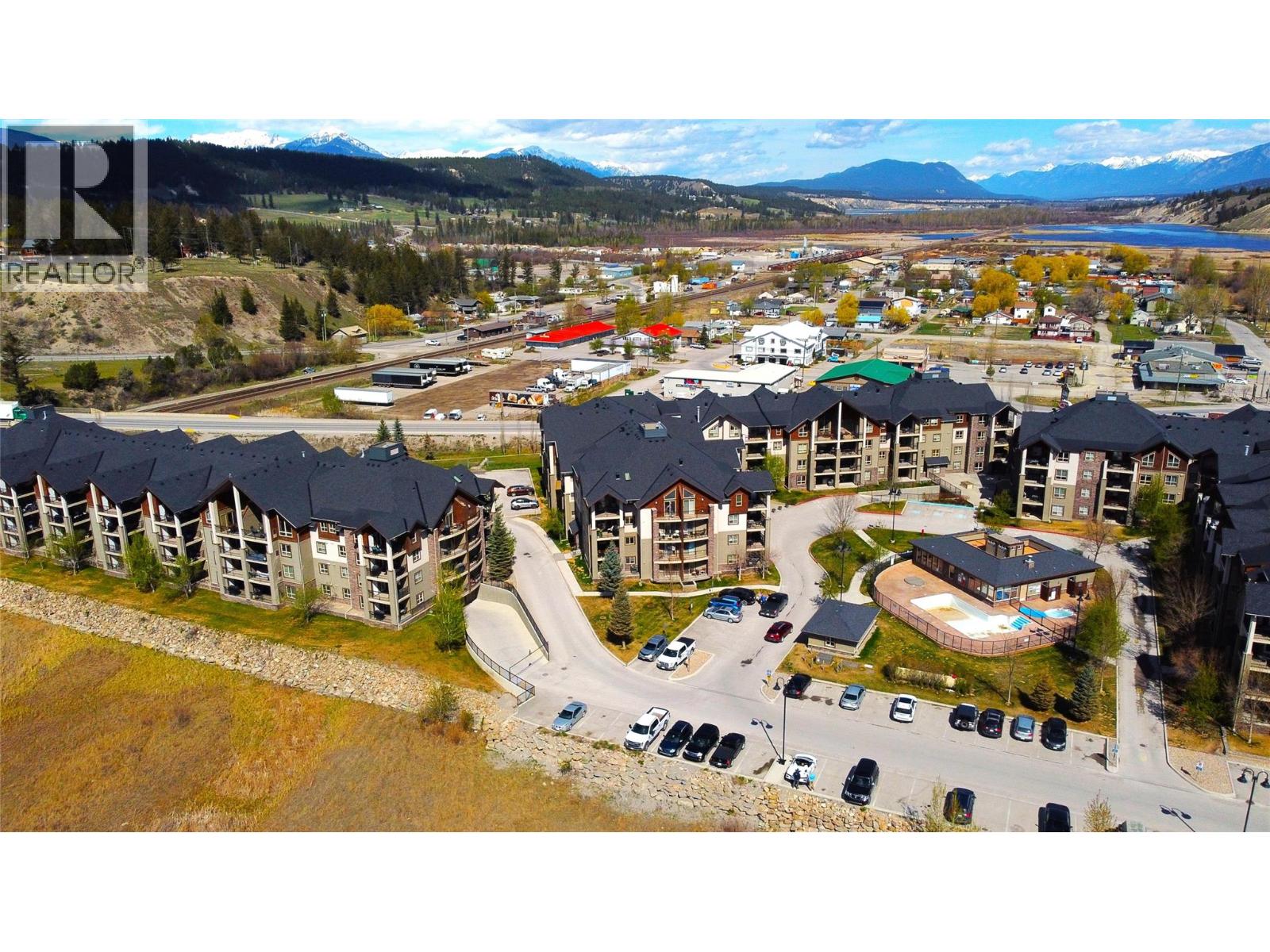 205 Third Avenue Unit# 3117, Invermere, British Columbia  V0A 1K7 - Photo 1 - 10370230