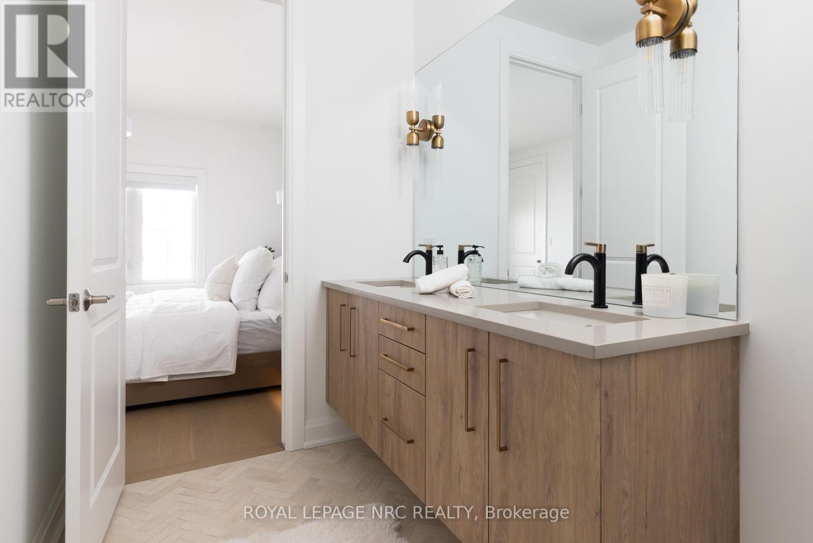 70f - 574 Seneca Drive, Fort Erie, Ontario  L2A 1C2 - Photo 15 - X12733696