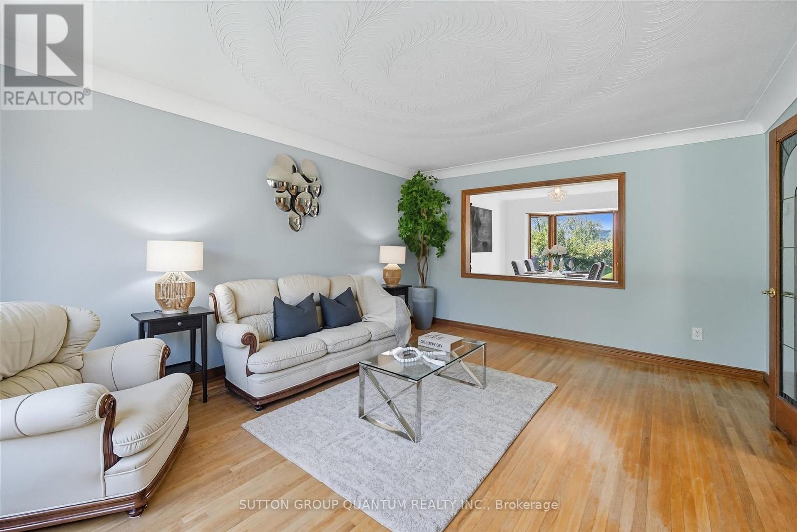 729 Winston Road, Grimsby, Ontario  L3M 4E8 - Photo 9 - X12722136