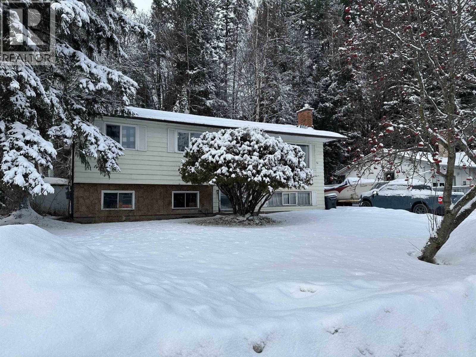 5423 SIMON FRASER AVENUE, Prince George, British Columbia