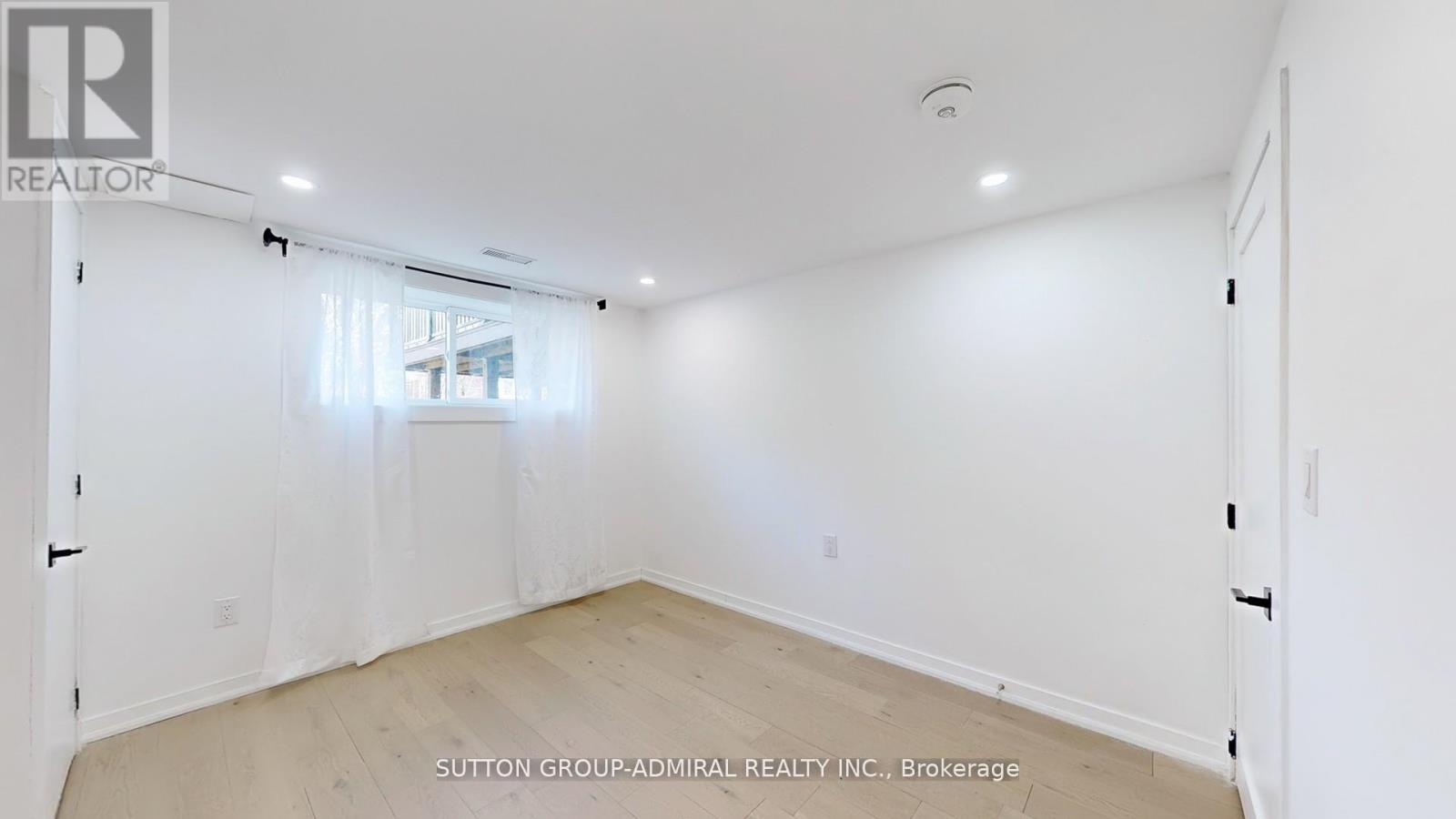 Basement 2 - 118 Clifton Avenue, Toronto, Ontario  M3H 4L3 - Photo 14 - C12733642