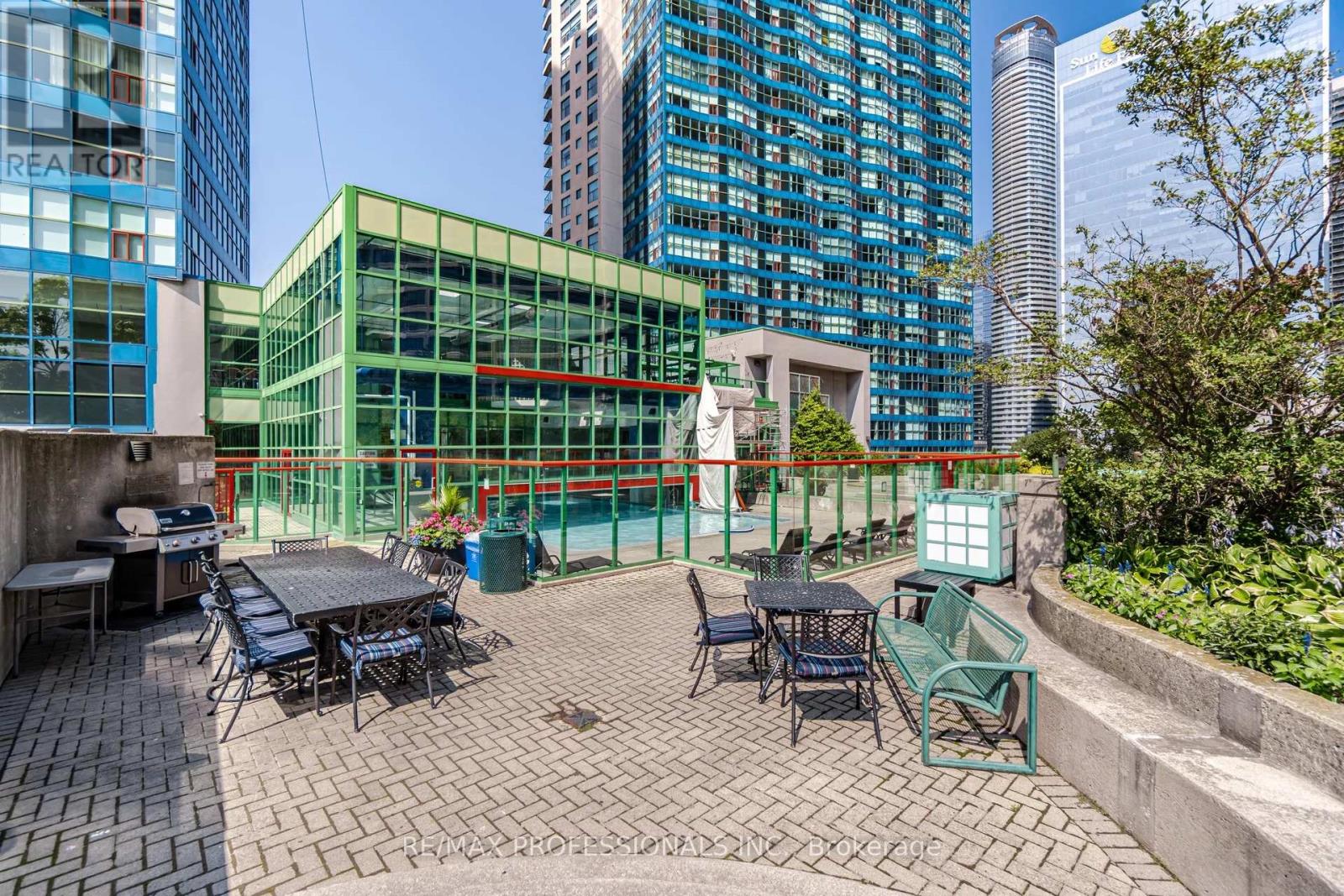 3703 - 77 Harbour Square, Toronto, Ontario  M5J 2S2 - Photo 32 - C12733662