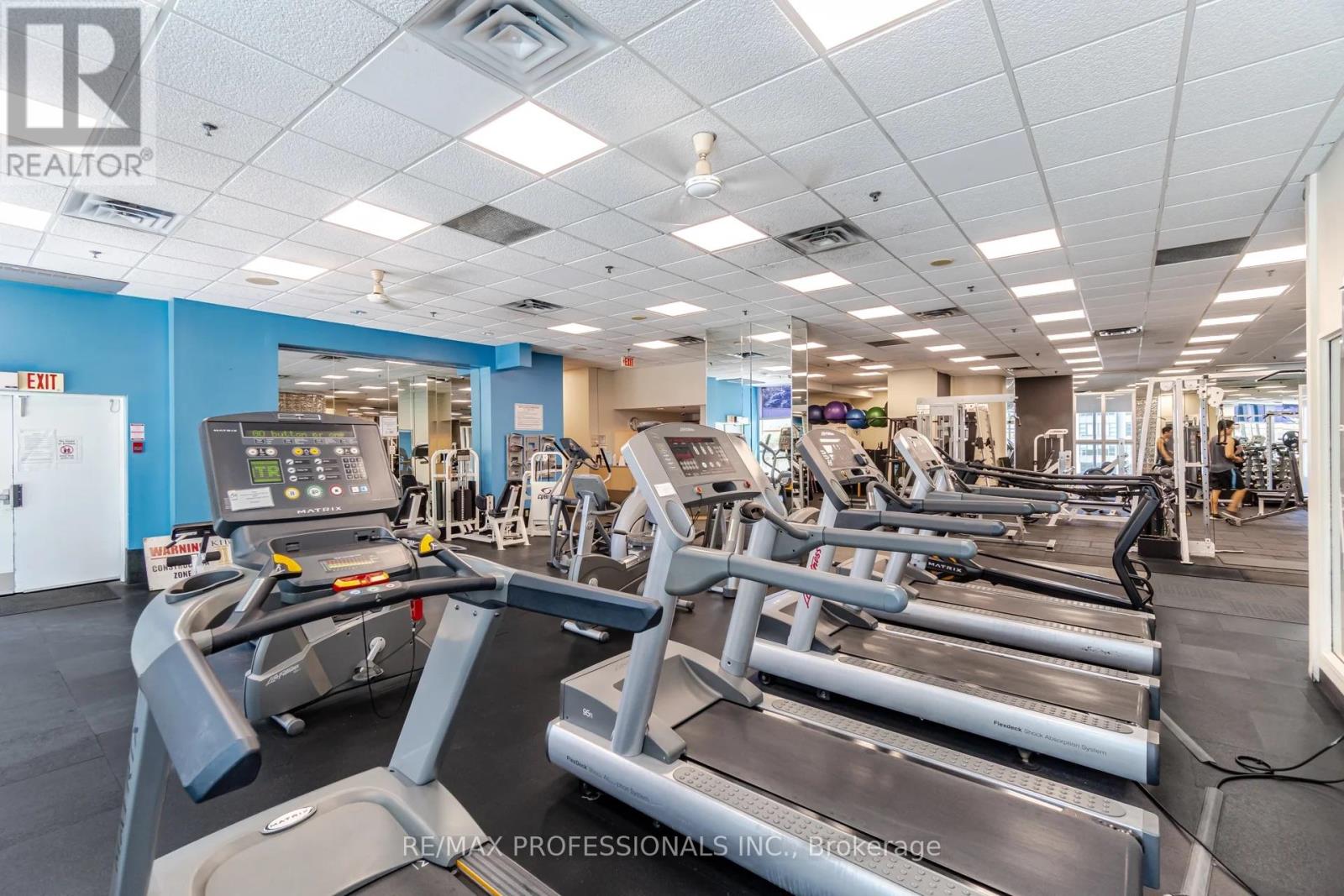 3703 - 77 Harbour Square, Toronto, Ontario  M5J 2S2 - Photo 36 - C12733662