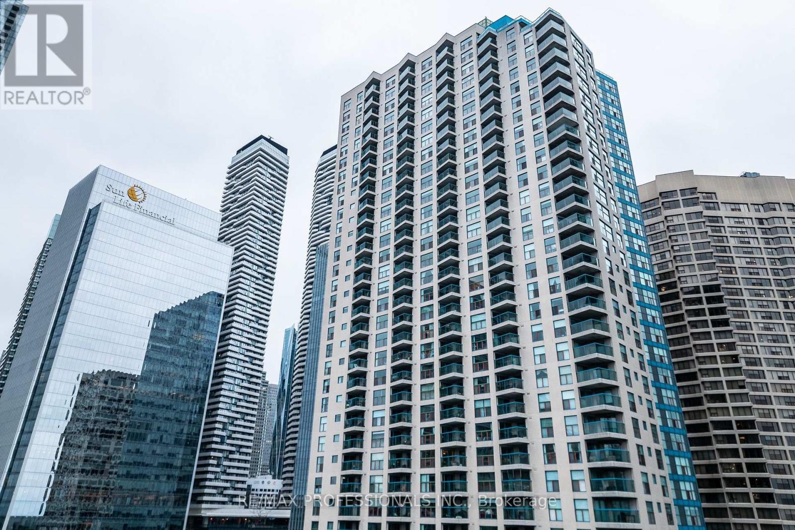 3703 - 77 Harbour Square, Toronto, Ontario  M5J 2S2 - Photo 41 - C12733662