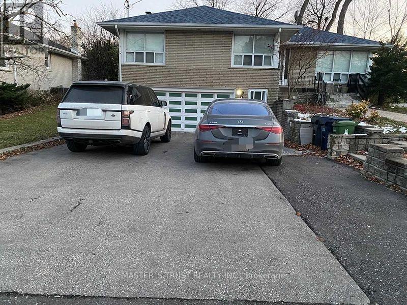 Bsmt - 1 Winlock Park, Toronto, Ontario  M2M 1Z1 - Photo 1 - C12733666