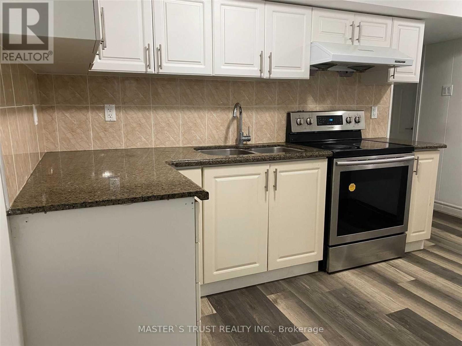 Bsmt - 1 Winlock Park, Toronto, Ontario  M2M 1Z1 - Photo 6 - C12733666