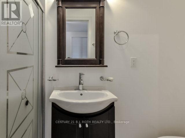 Main - 603 Ossington Avenue, Toronto, Ontario  M6G 3T6 - Photo 5 - C12733722