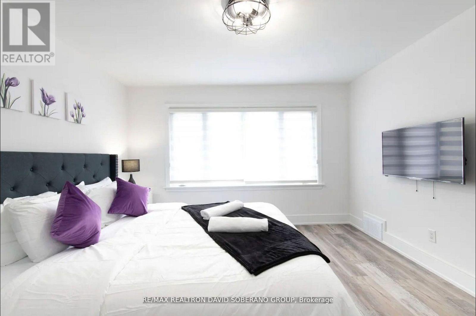 55 Raeburn Avenue, Toronto, Ontario  M3H 1G9 - Photo 13 - C12733758