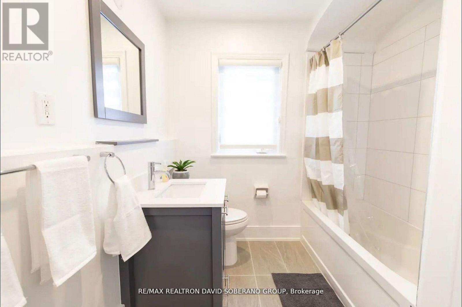 55 Raeburn Avenue, Toronto, Ontario  M3H 1G9 - Photo 18 - C12733758