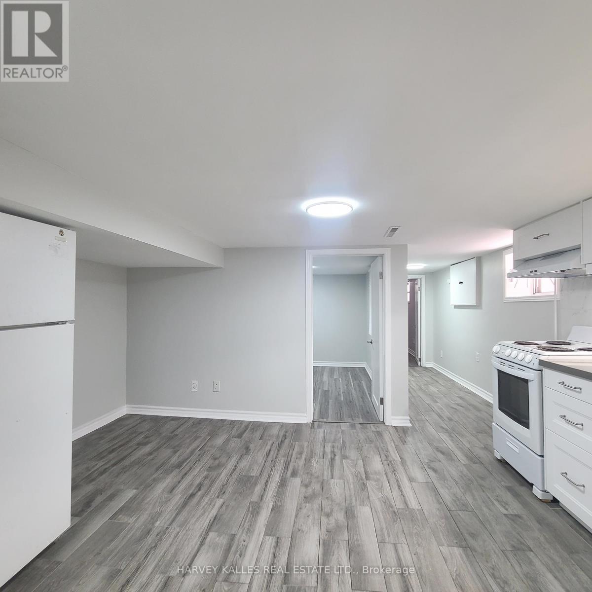 Lower - 238 Strathmore Boulevard, Toronto, Ontario  M4J 1P6 - Photo 3 - E12733632