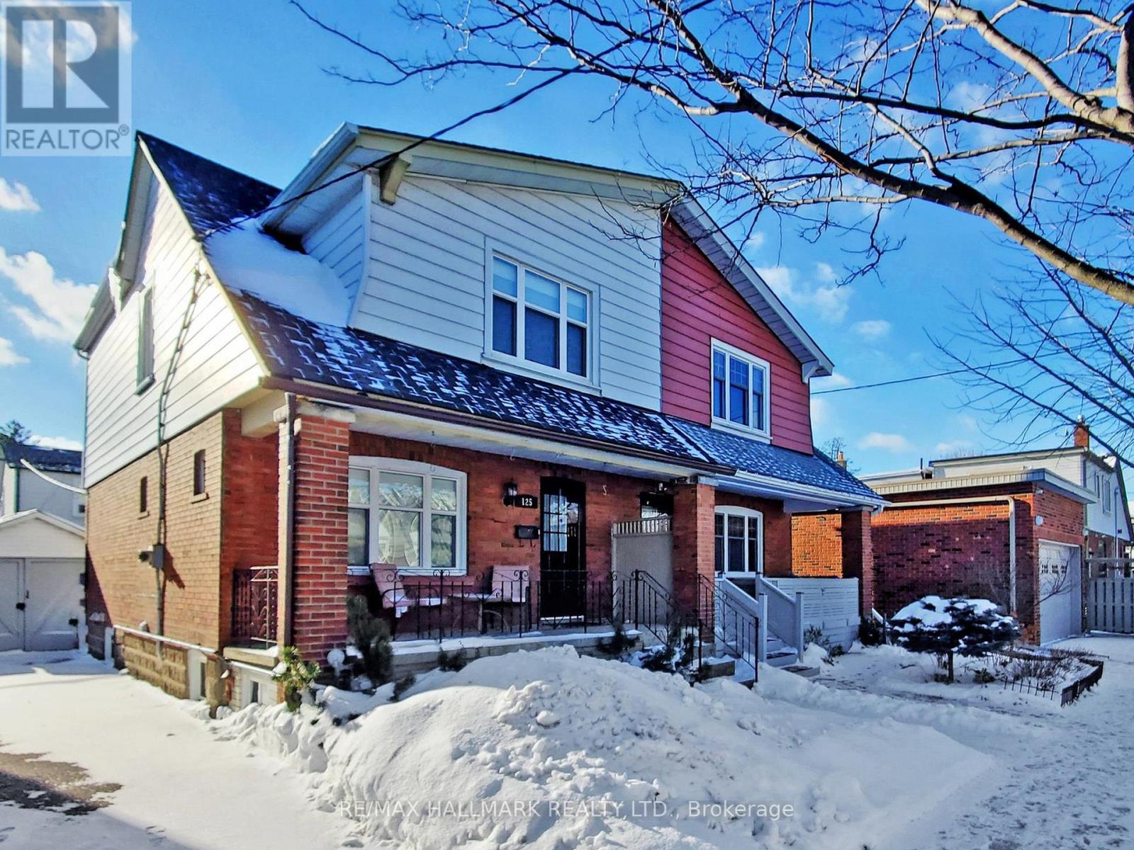 125 Aldwych Avenue, Toronto, Ontario  M4J 1X8 - Photo 2 - E12733686