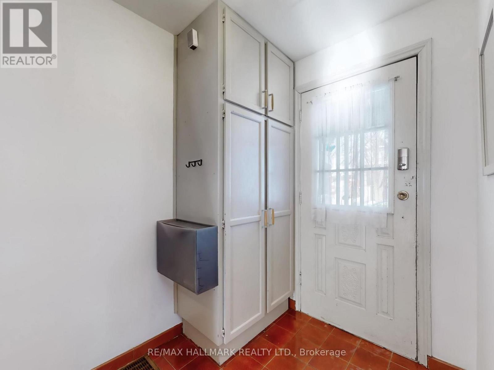 125 Aldwych Avenue, Toronto, Ontario  M4J 1X8 - Photo 21 - E12733686