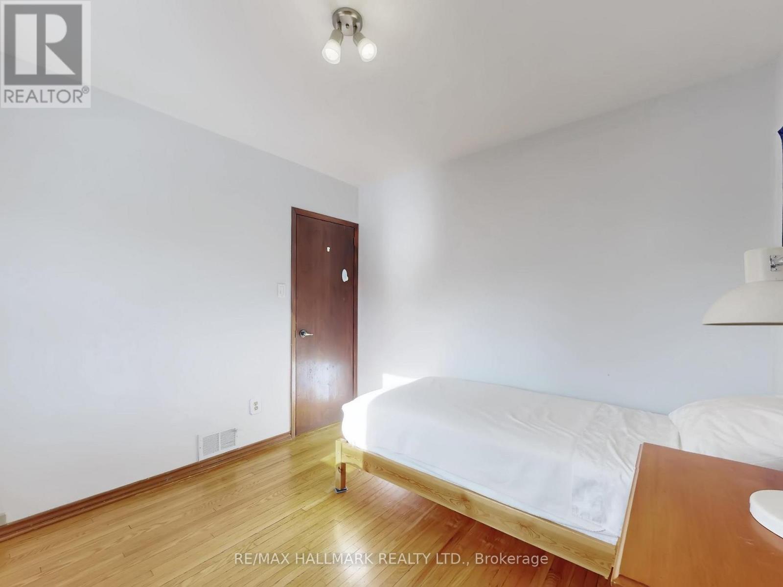 125 Aldwych Avenue, Toronto, Ontario  M4J 1X8 - Photo 31 - E12733686