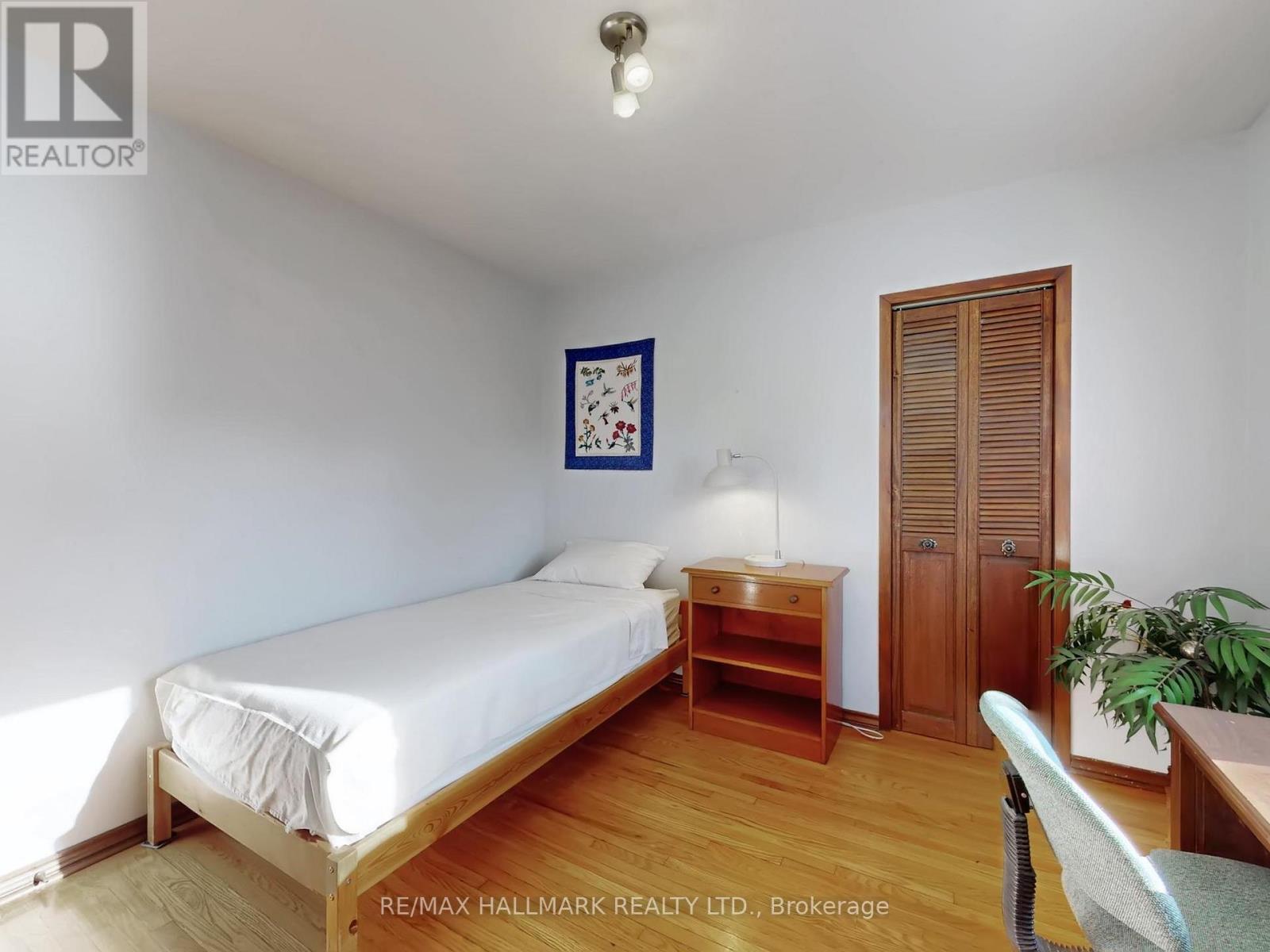 125 Aldwych Avenue, Toronto, Ontario  M4J 1X8 - Photo 32 - E12733686