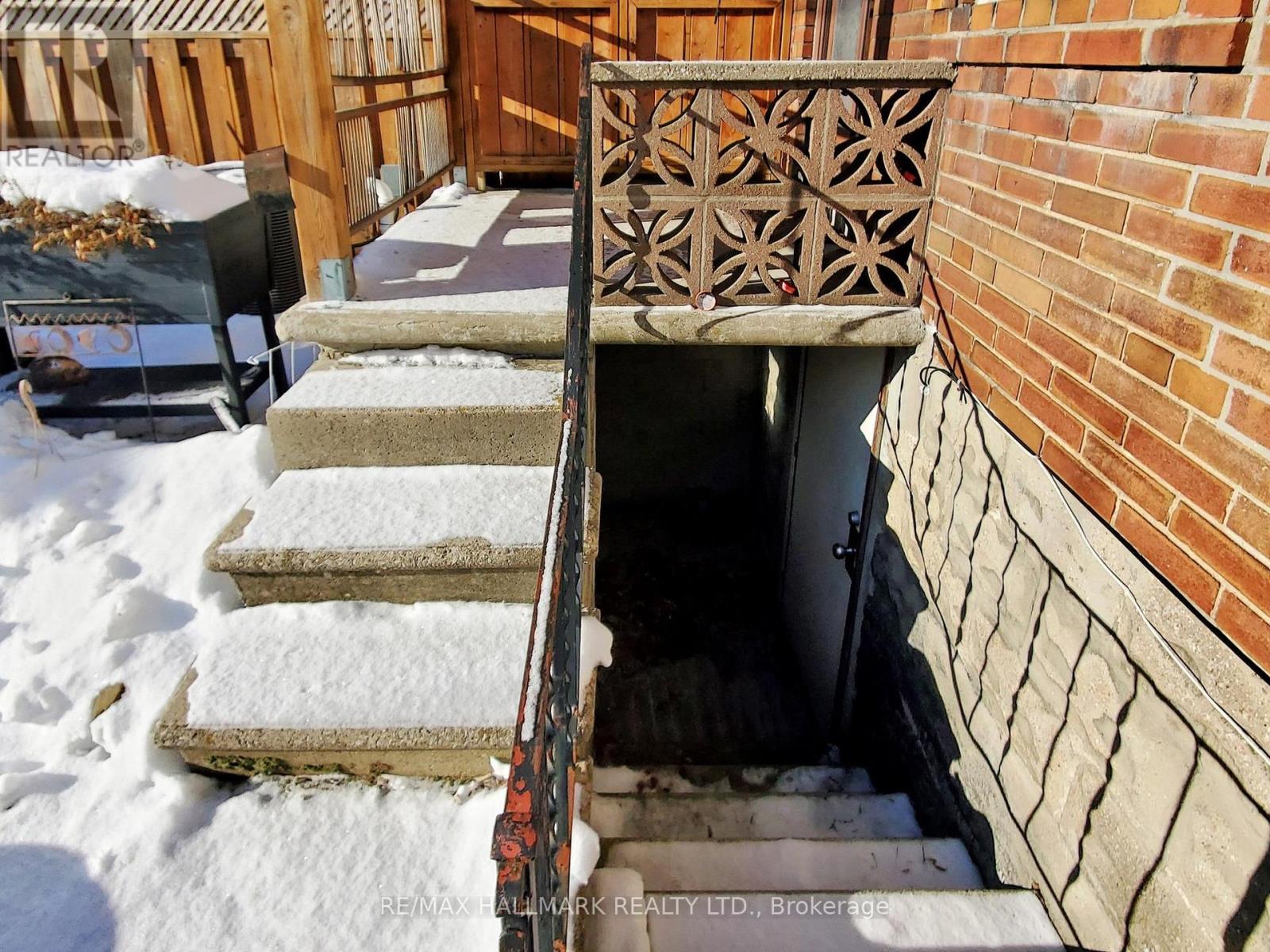 125 Aldwych Avenue, Toronto, Ontario  M4J 1X8 - Photo 38 - E12733686