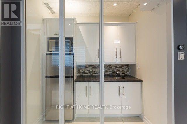 509 - 7191 Yonge Street, Markham, Ontario  L3T 0C4 - Photo 6 - N12733680