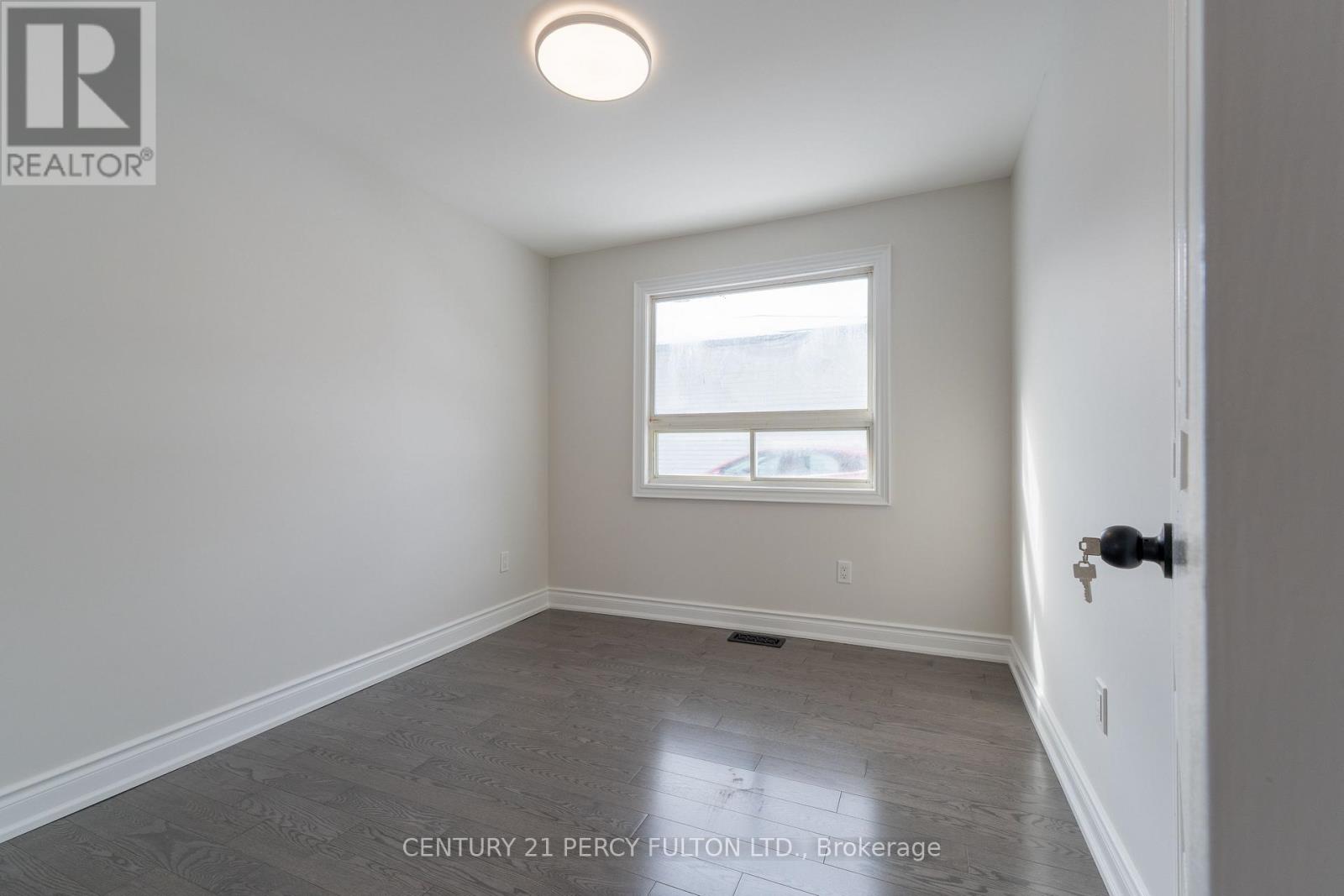 193 Cameron Crescent, Georgina, Ontario  L4P 2N7 - Photo 8 - N12733716