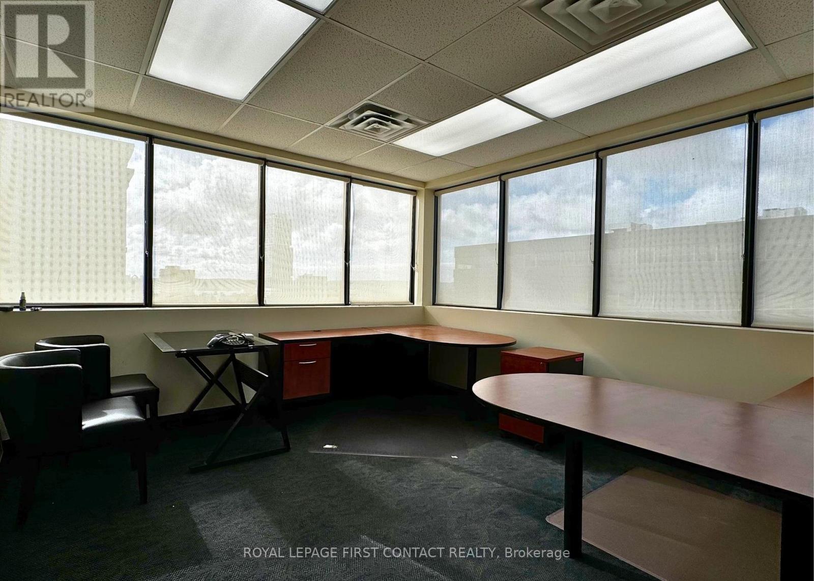 301 - 135 Bayfield Street, Barrie, Ontario  L4M 3B3 - Photo 11 - S12733708